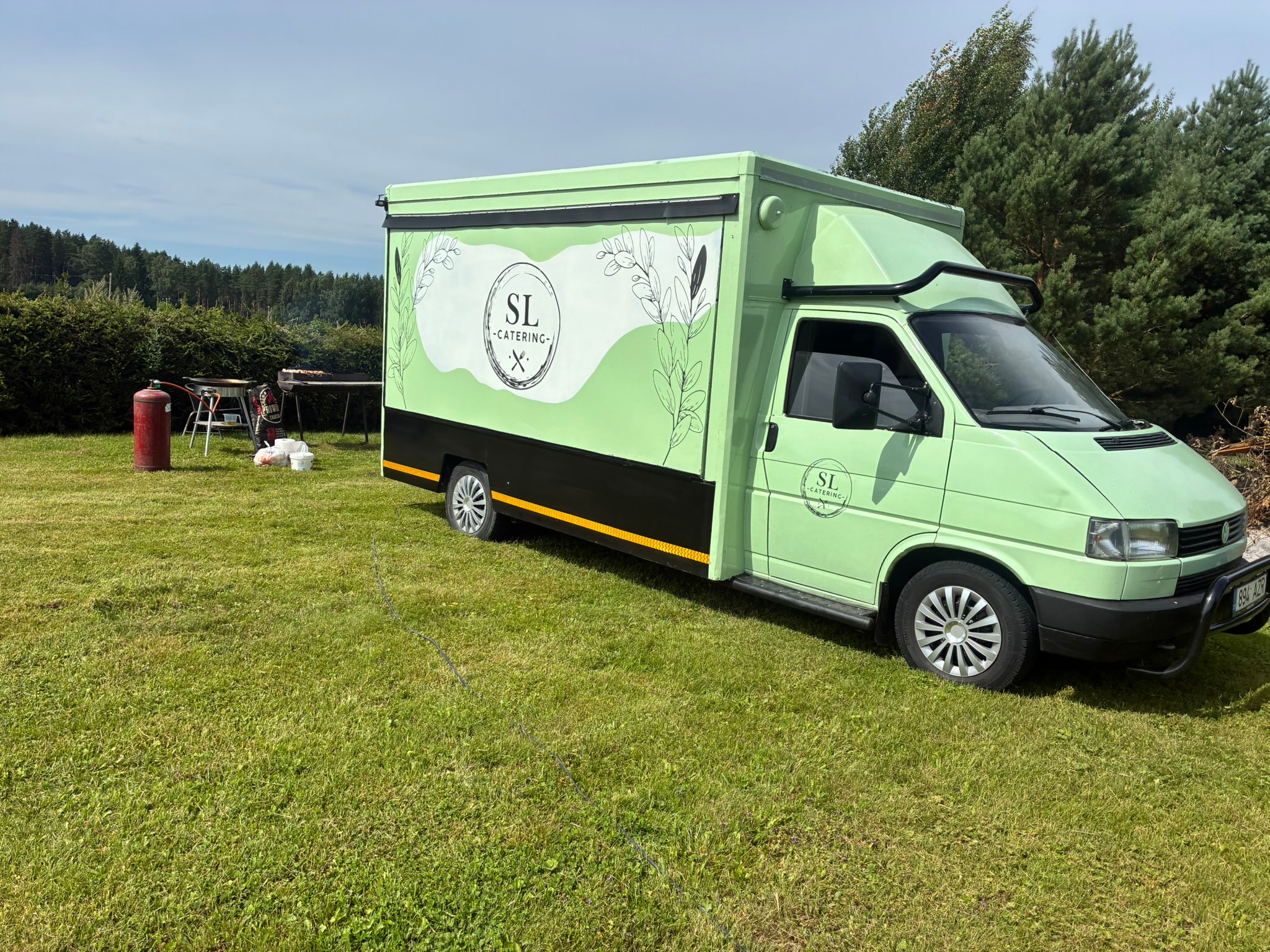 SL Cateringi roheline toiduauto väliüritusel